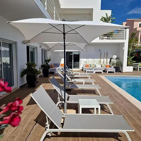 Sea View Villa In Portimao @900M Beach Villa